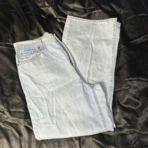 Levi Strauss (Levi’s) women’s high waisted straight leg jeans size 29.
